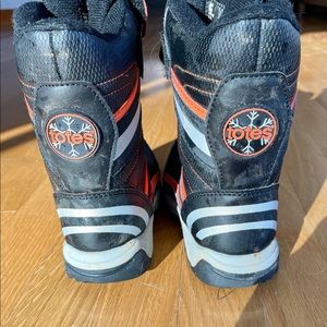 Totes snow boots - size 12